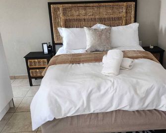 Khutsong Apartmentss - Secunda