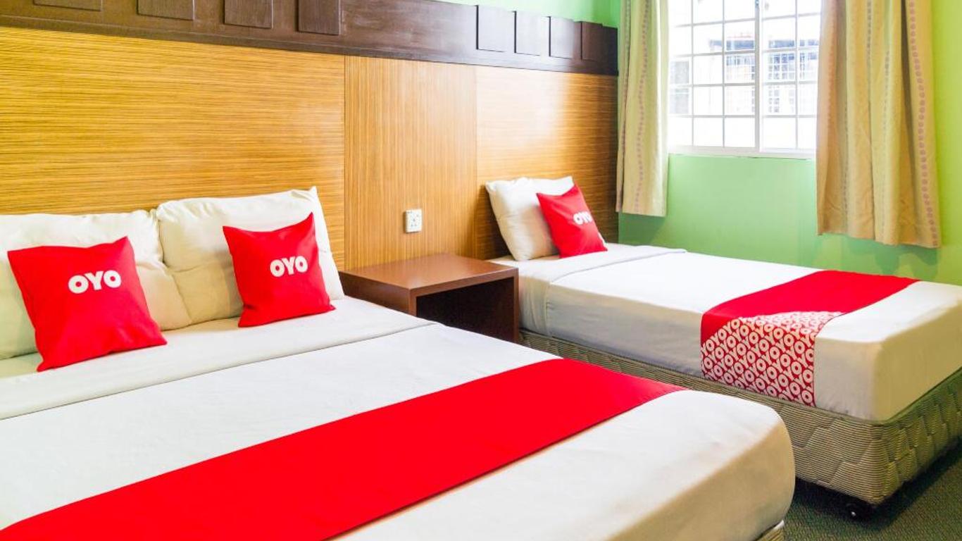 Super OYO 89408 Royal Hotel