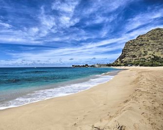 King size Bed, 1BR condo, Makaha Valley, with Mtn and Ocean views - Waianae - Playa