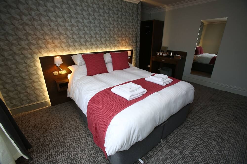 Queens Head - Morpeth - Спальня