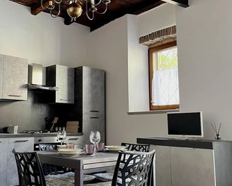Il Casalino, casa centro storico - Montefiascone - Keuken