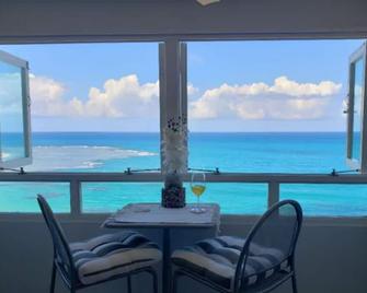 Breezy Beachfront apt. View of Paradise - Luquillo - Sala de estar