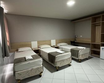 Hotel Enseada Aeroporto - רסיפה - חדר שינה