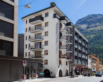 Apartment Chesa Sur Ova 21 by Interhome - Sankt Moritz - Gebäude