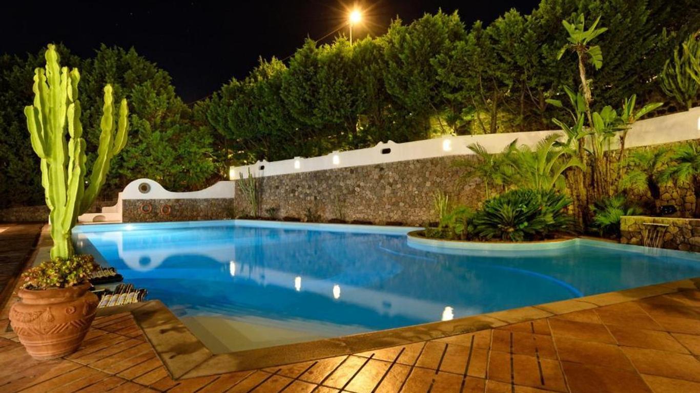 Pietra Pomice Hotel