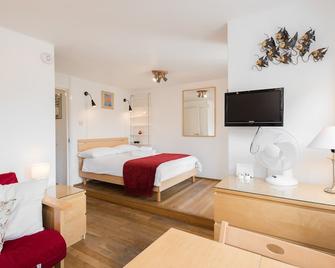 St Katharine Docks | Tower Bridge | Studio - London - Bedroom
