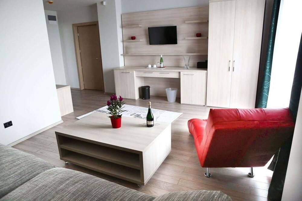 فيلا كاريزما