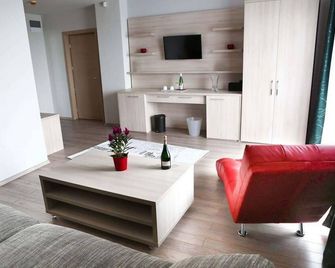 Kharisma Hotel - Mamaia - Sala de estar