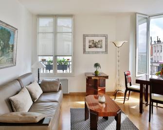 Montmartre Residence - Paris - Living room