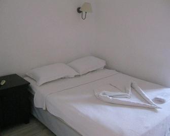 Bircan Hotel - Bodrum - Bedroom