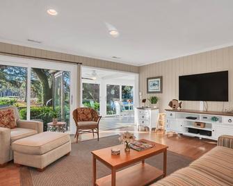 64 Fairway Lane at The Sea Pines Resort - Hilton Head Island - Living room