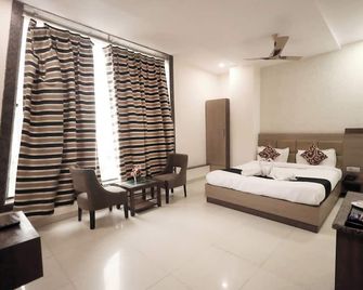 Bhagya Raj Palace Keshavpuram A Luxary Hotel - Kanpur - Schlafzimmer