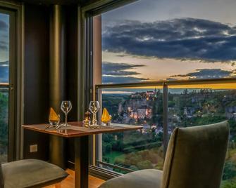 Logis Hôtels - Le Belvédère - Hôtel 2 étoiles et Restaurant - Rocamadour - Balcone