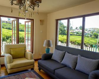 Villa Tea Fields - Nuwara Eliya - Living room