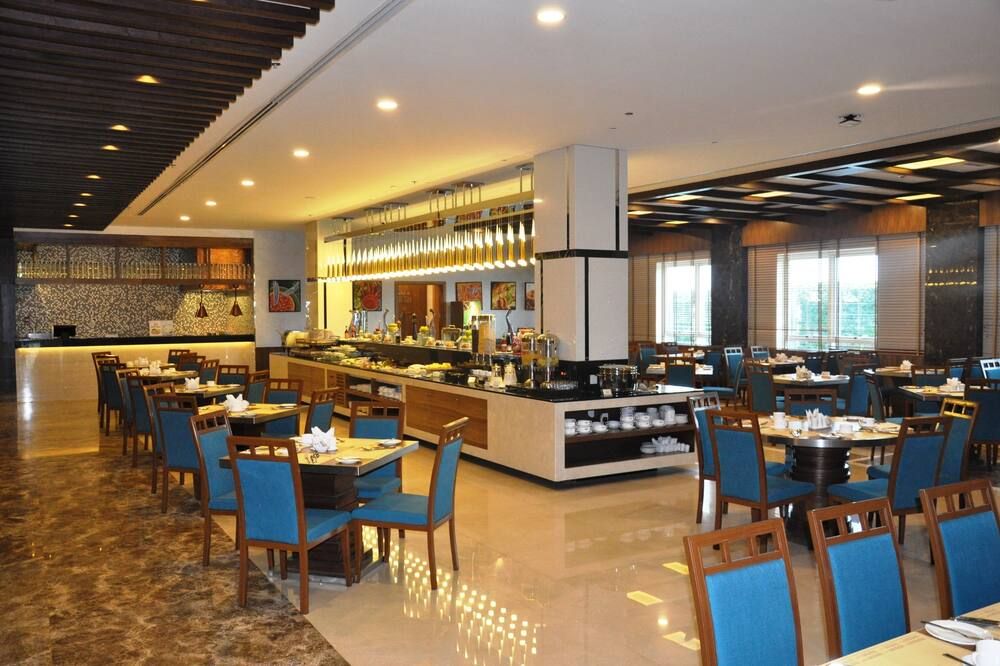 Fortune Park Hotel - דובאי - מסעדה
