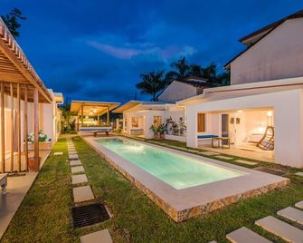 La Ramona Charming Hotel - Tamarindo - Piscina