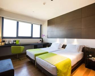 Best Western Plus The Hub Hotel - Mailand - Schlafzimmer