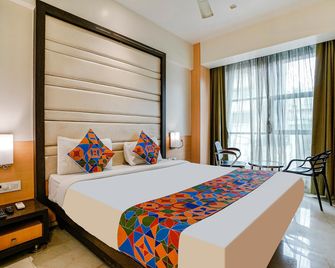 Capital O Hotel Konar Inn - Navi Mumbai - Ložnice