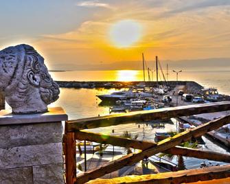 Golden Stone Butik Otel - Cesme
