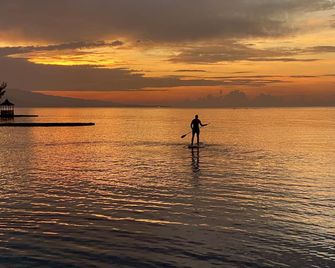 Sand and Tan Beach Hotel - Ocho Rios