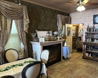 The Alma House Inn - Silverton - Restaurante