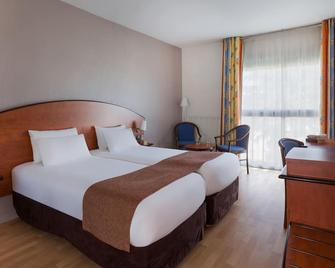 Grand Hotel - Dax - Schlafzimmer