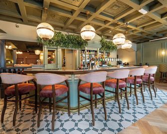 Newgrange Hotel - Navan - Bar