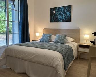Le Clos des Lilas - Graves-Saint-Amant - Habitación