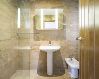 Arturo Soria - 3 bedrooms with pool and parking - 03 - Madrid - Baño