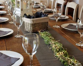 Holiday Home In Jupille Near Forest Trai - Rendeux - Restaurant