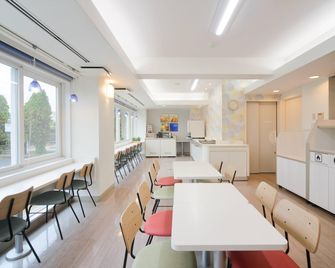 Comfort Inn Tosu - סאגה - חדר אוכל