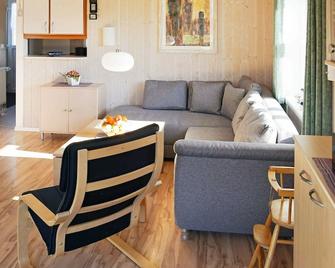 6 person holiday home in Otterndorf - Otterndorf - Вітальня