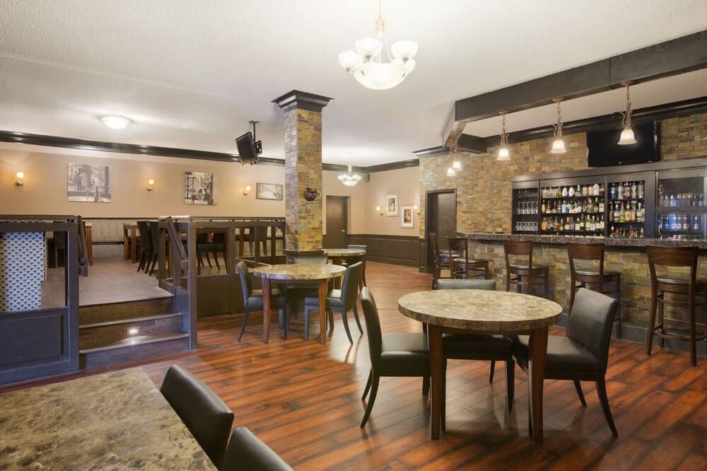 Days Inn by Wyndham Calgary South