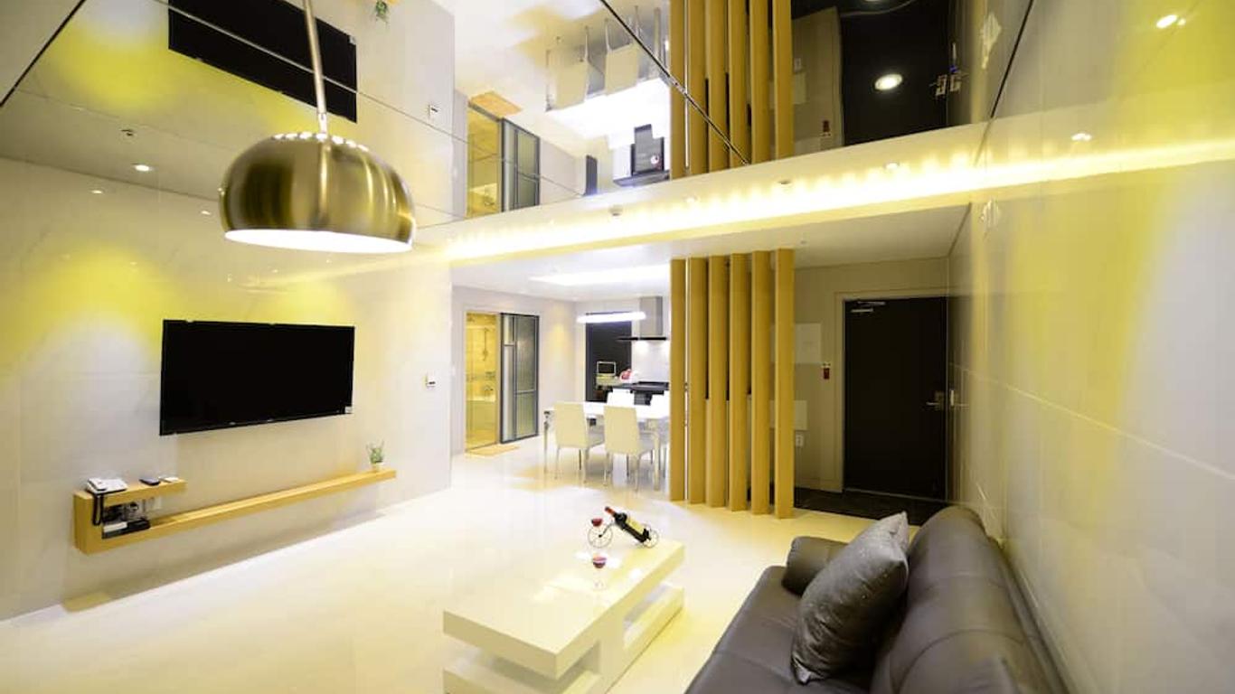 Dunsan Graytone Hotel