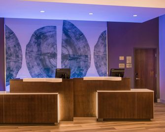 Fairfield by Marriott Inn & Suites Dayton Downtown - Dayton - Recepción