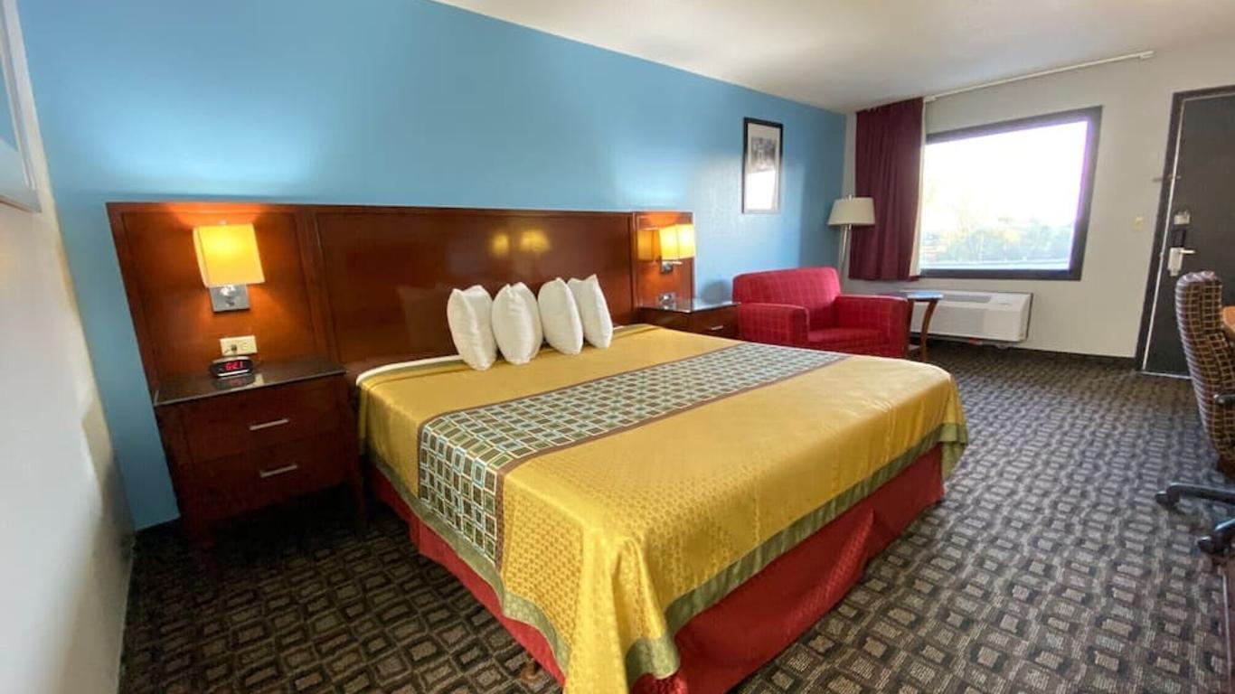 Lakes Inn