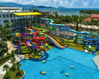 Diamond Bay Condotel Resort Nha Trang - Nha Trang