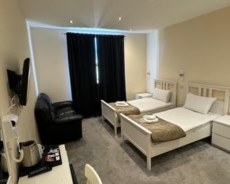 The George Hotel - Battle