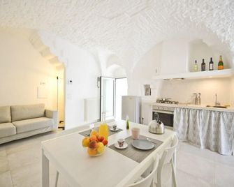 Casetta Arco Con Balcone - Cisternino - Jídelna