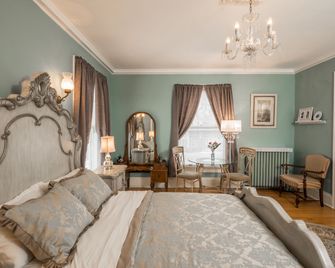 Ringling House Bed & Breakfast - Baraboo