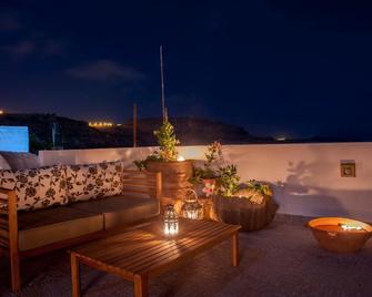 Elegant-Lindian Villa Marietta - Lindos - Balcón