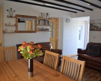 Elnan Cottage - A quiet escape - Ballyliffin - Restaurant
