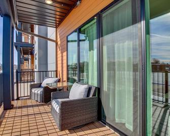 Modern South Pier Condo on Sheboygan River! - Sheboygan - Balcony