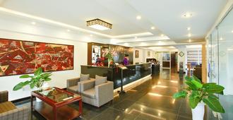 Hue Serene Shining Hotel & Spa - Hue - Lobi
