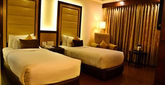 Hotel Royal Cliff - Kanpur - Bedroom