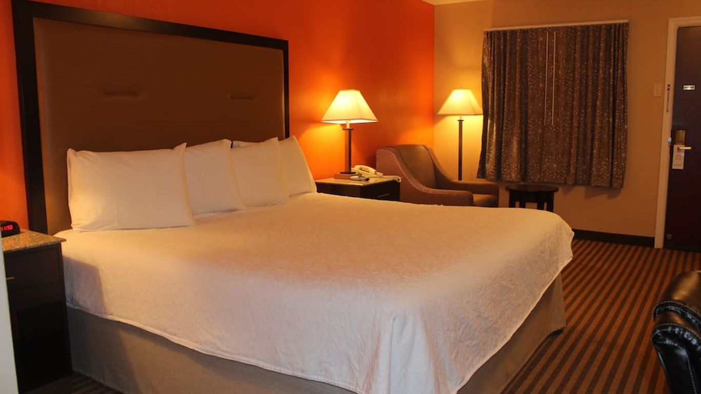 Travelodge by Wyndham Bellmawr