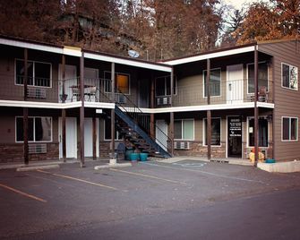White Pine Motel - Orofino - Edificio