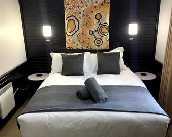 Attunga Alpine Lodge & Apartments - Falls Creek - Bedroom