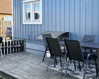 6 person holiday home in VISBY - Visby - Patio