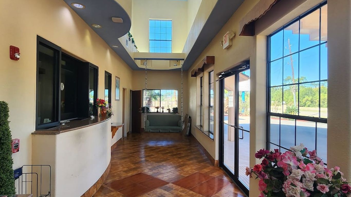 Regency Inn & Suites by Capital O Houston Iah Airport